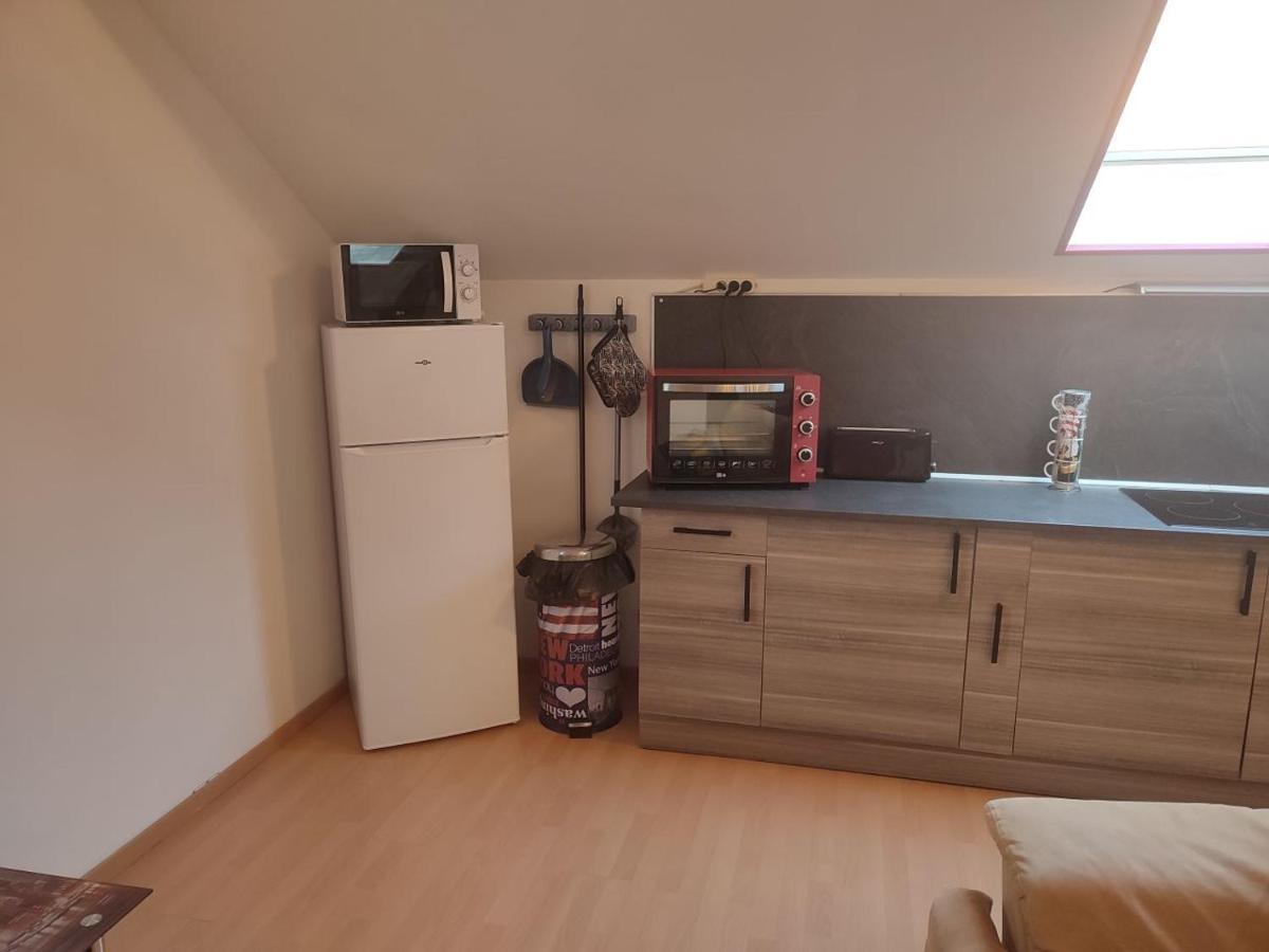 Maisonnette Privatisee Sedan Buitenkant foto
